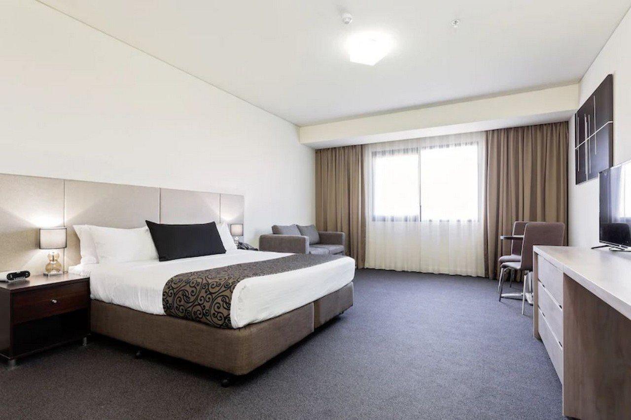 Hotel Mantra Melbourne Melton Exterior foto