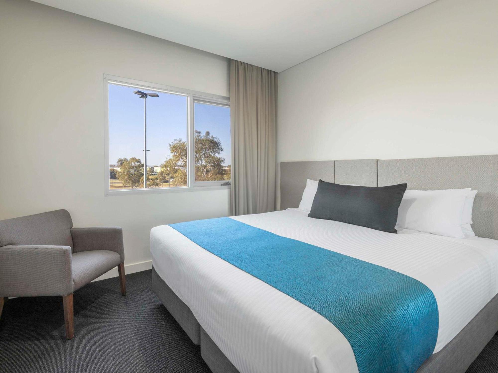 Hotel Mantra Melbourne Melton Exterior foto